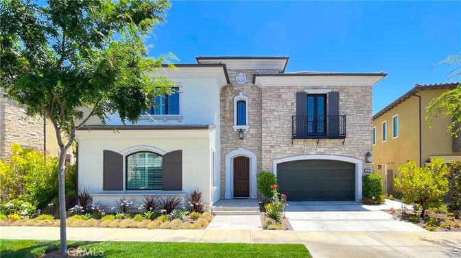 Attached, Exterior, Facade, Brick Facade, Mediterranean