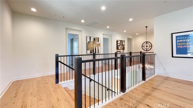 Interior, Pendant Lights, Recessed Lighting, Wood Texture Flooring