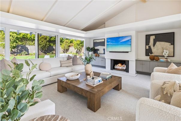Fireplace, Interior, Living room