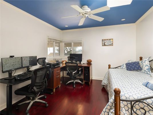 Bedroom, Home Office, Interior, Recessed Lighting, Wood Texture Flooring