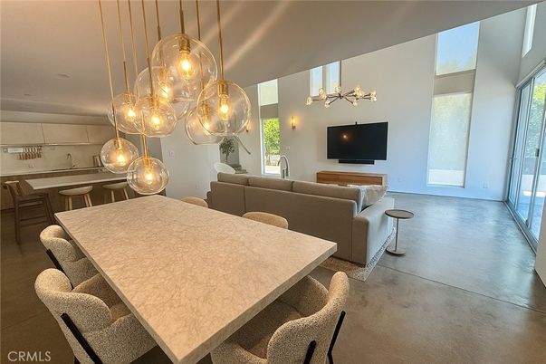 Dining room, Interior, Living room, Pendant Lights