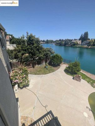 Exterior, Water