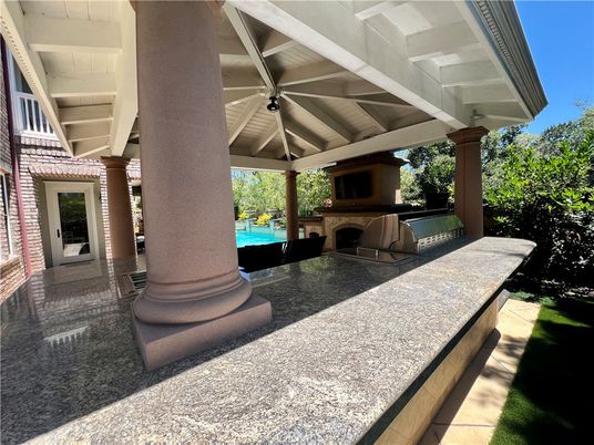 Exterior, Fireplace, Pool