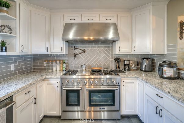 Interior, Kitchen, Stainless Steel Appliances
