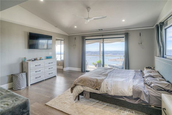 Bedroom, Interior, Recessed Lighting, Water, Wood Texture Flooring