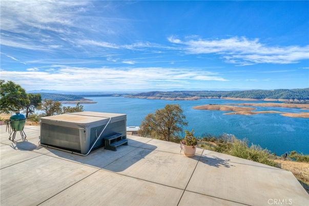 Exterior, Hot Tub, Water