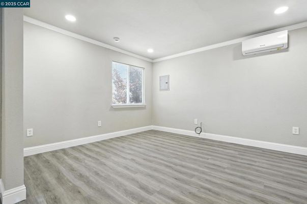 Empty room, Interior, Recessed Lighting, Wood Texture Flooring