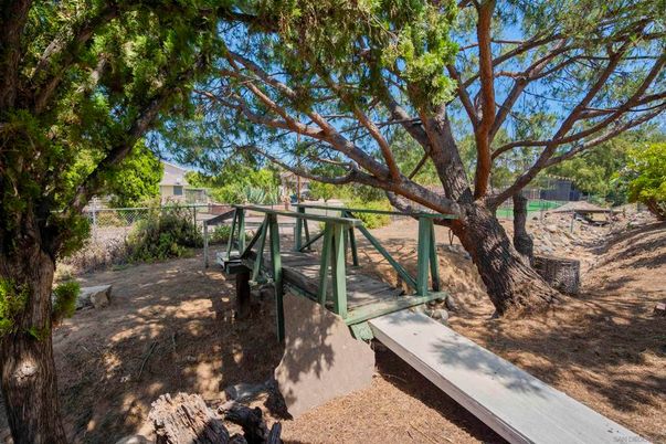 Backyard, Exterior, Playground