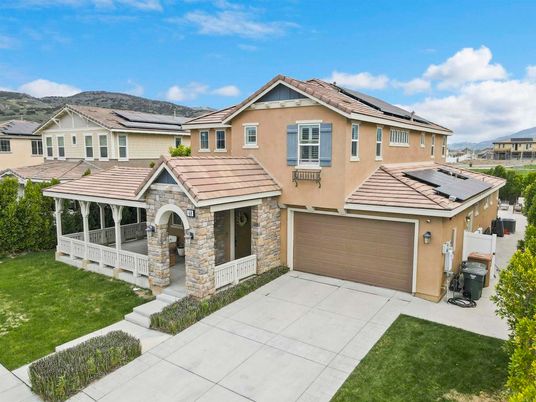 Attached, Exterior, Facade, Solar Panels, Mediterranean