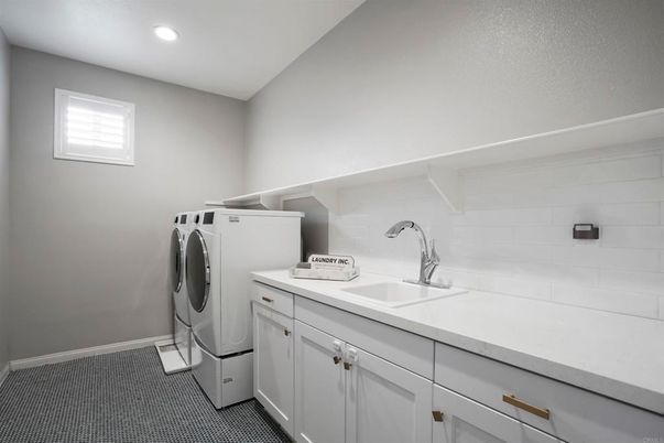 Interior, Recessed Lighting, Washer