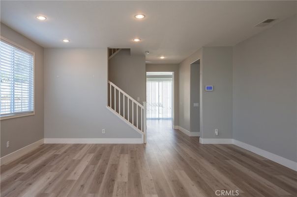 Empty room, Interior, Recessed Lighting, Wood Texture Flooring