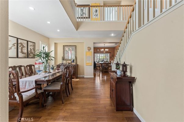 Chandelier, Dining room, Interior, Recessed Lighting, Wood Texture Flooring