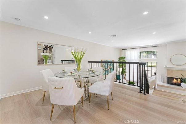 Dining room, Fireplace, Interior, Recessed Lighting, Wood Texture Flooring