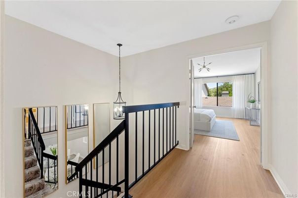 Bedroom, Interior, Pendant Lights, Wood Texture Flooring