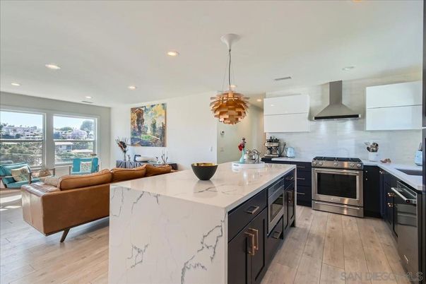 Interior, Kitchen, Living room, Pendant Lights, Recessed Lighting, Stainless Steel Appliances, Wood Texture Flooring