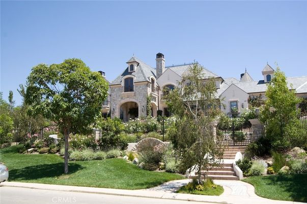 Exterior, Facade, French Provincial