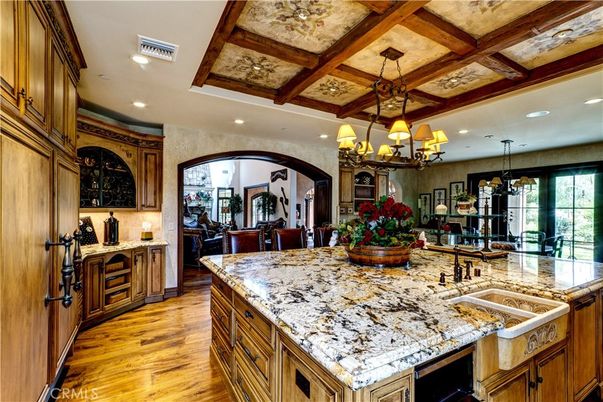 Chandelier, Dining room, Interior, Kitchen, Recessed Lighting, Wooden Beams, Wood Texture Flooring