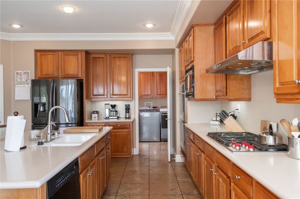 Interior, Kitchen, Recessed Lighting, Washer