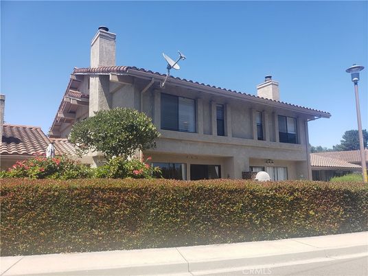 Exterior, Facade, Mediterranean