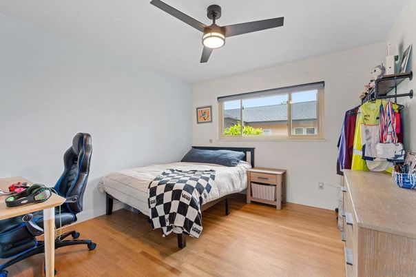 Bedroom, Home Office, Interior, Wood Texture Flooring