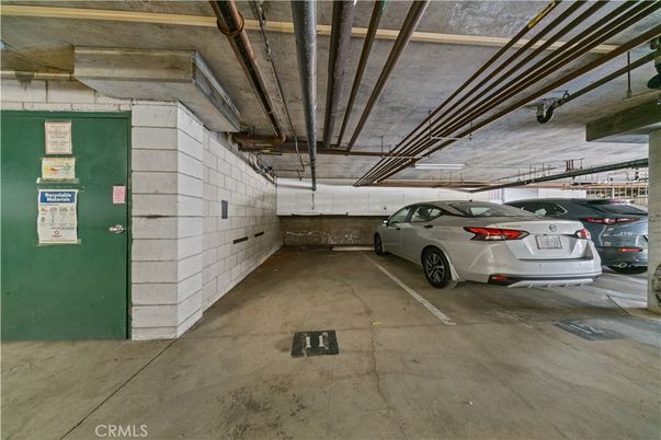 Garage, Interior, Stone Walls