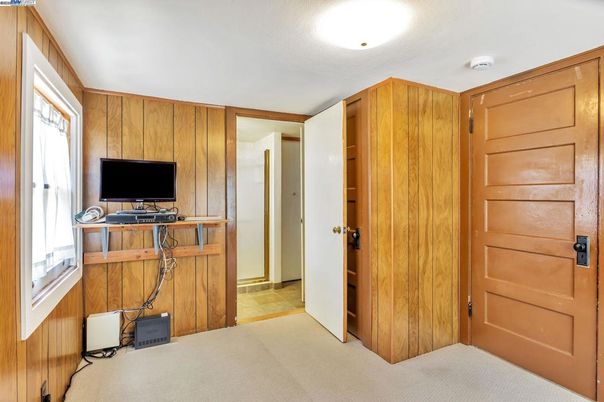 Interior, Wooden Walls