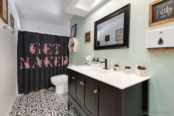 Bathroom, Interior