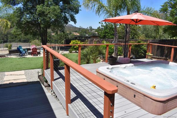 Backyard, Exterior, Hot Tub