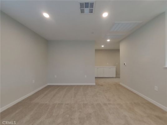 Empty room, Interior, Recessed Lighting