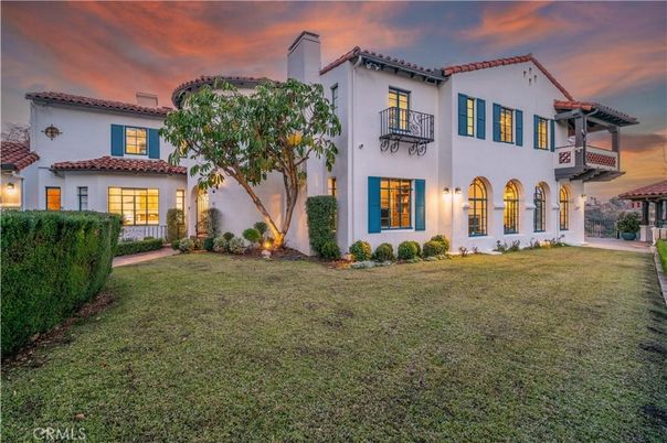 Backyard, Exterior, Facade, Spanish Mediterranean