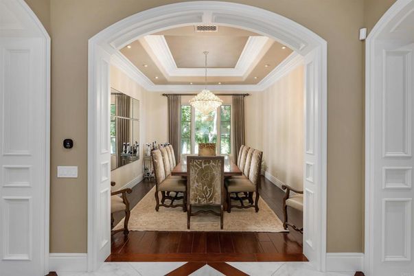 Chandelier, Dining room, Interior, Recessed Lighting, Wood Texture Flooring