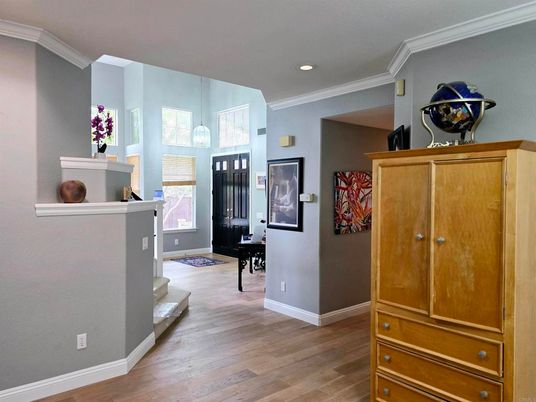 Interior, Pendant Lights, Recessed Lighting, Wood Texture Flooring