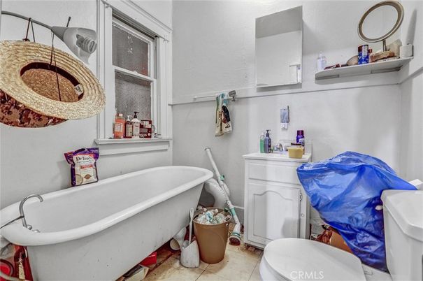 Bathroom, Free Standing Baths, Interior