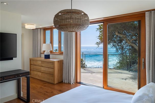 Interior, Pendant Lights, Recessed Lighting, Water, Wood Texture Flooring