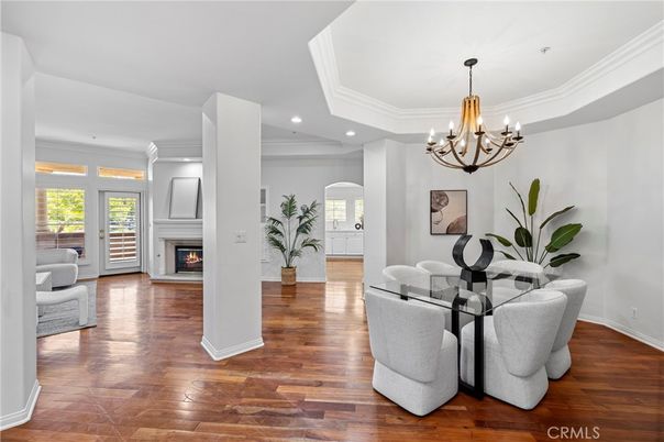 Chandelier, Dining room, Fireplace, Interior, Recessed Lighting, Wood Texture Flooring