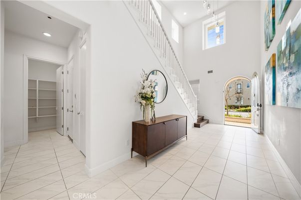 Interior, Marble, Recessed Lighting