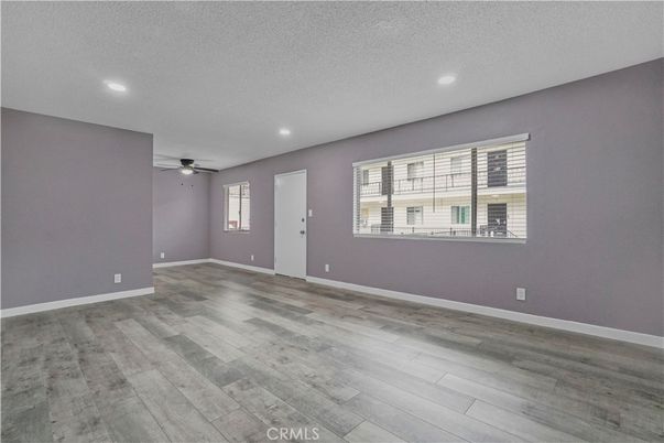 Empty room, Interior, Recessed Lighting, Wood Texture Flooring