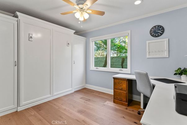 Home Office, Interior, Recessed Lighting, Wood Texture Flooring