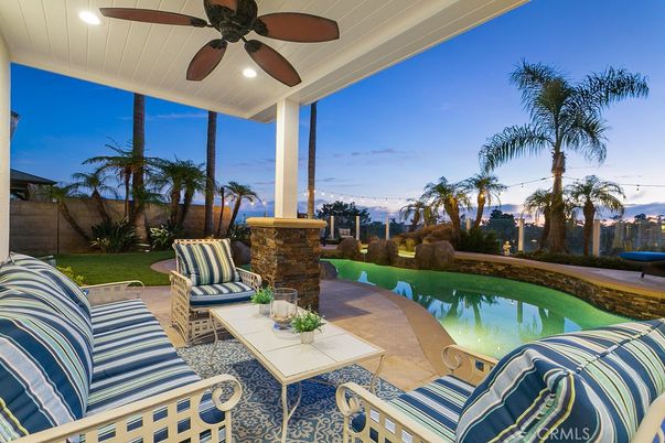 Exterior, Fireplace, Pool