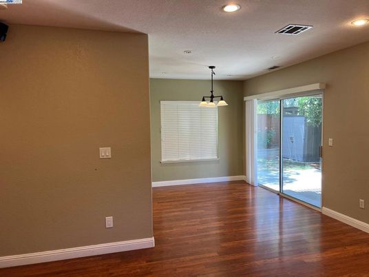 Empty room, Interior, Pendant Lights, Recessed Lighting, Wood Texture Flooring