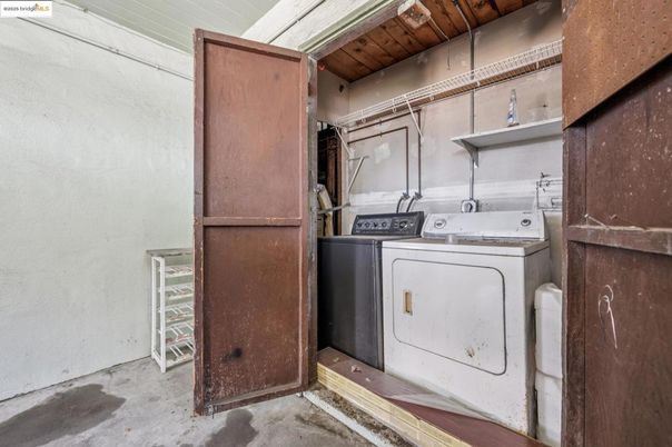 Interior, Utility Closets, Washer