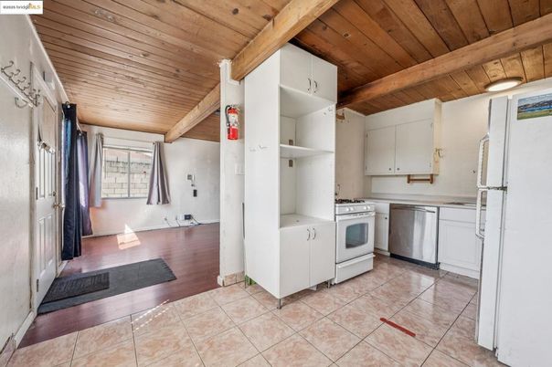 Interior, Kitchen, Washer, Wooden Beams, Wooden Ceilings, Wood Texture Flooring