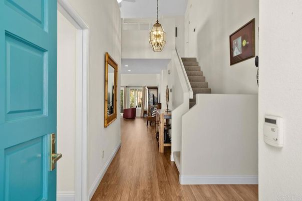 Interior, Pendant Lights, Recessed Lighting, Wood Texture Flooring