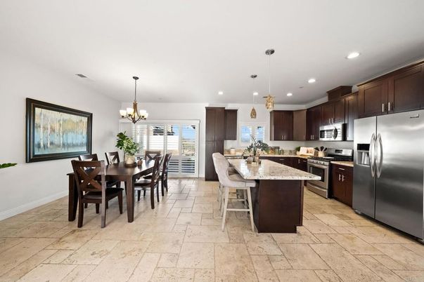 Chandelier, Dining room, Interior, Kitchen, Pendant Lights, Recessed Lighting, Stainless Steel Appliances