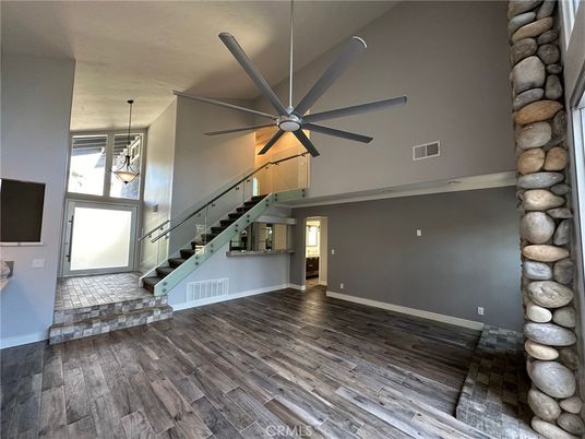 Interior, Pendant Lights, Wood Texture Flooring