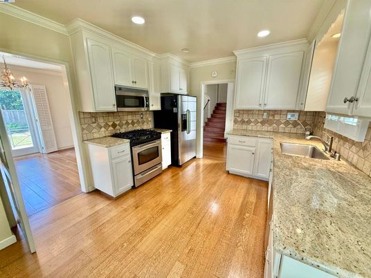 Chandelier, Interior, Kitchen, Recessed Lighting, Wood Texture Flooring