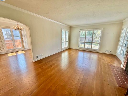 Chandelier, Empty room, Interior, Wood Texture Flooring