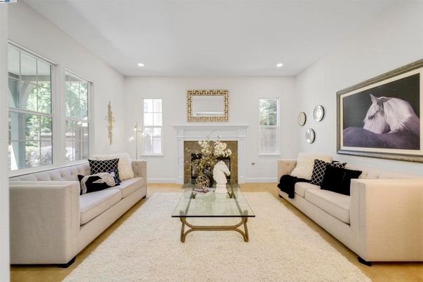 Fireplace, Interior, Living room, Recessed Lighting
