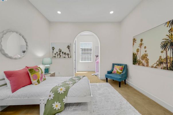 Bedroom, Interior, Recessed Lighting