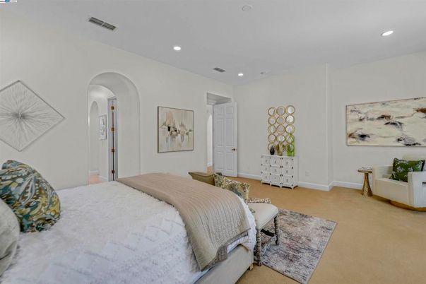 Bedroom, Interior, Recessed Lighting